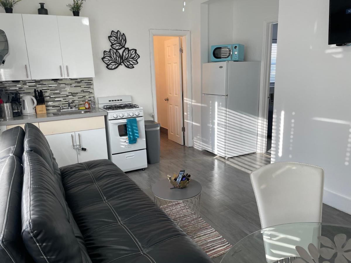 Trendy Studios In Hollywood Exterior foto